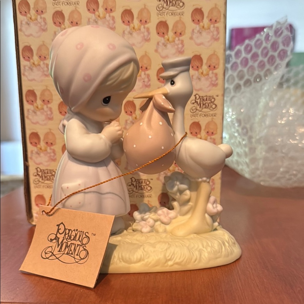 Precious Moments joy on arrival Figurine with Stork